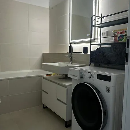 Apartment Magnolia Terrace - Free Parking, Family & Sport Friendly Area Bratislava