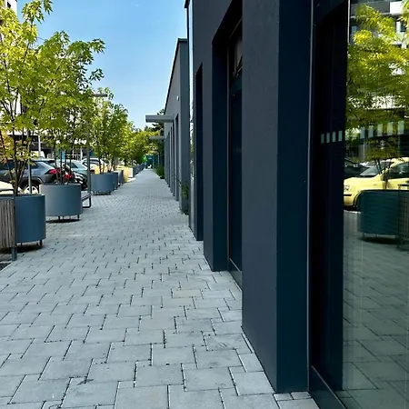 Magnolia Terrace - Free Parking, Family & Sport Friendly Area