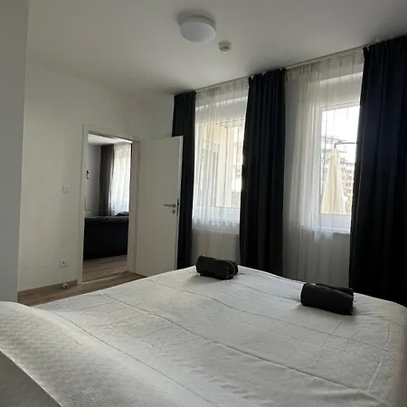 Magnolia Terrace - Free Parking, Family & Sport Friendly Area Apartment
