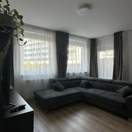 Apartmán Magnolia Terrace - Free Parking, Family & Sport Friendly Area *