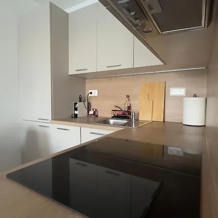 Magnolia Terrace - Free Parking, Family & Sport Friendly Area Apartmán